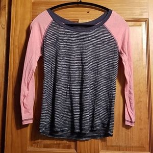 3/4 length sleeve top